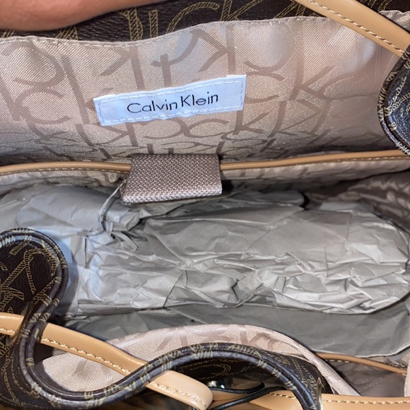 Calvin Klein book bag - Picture 4 of 5